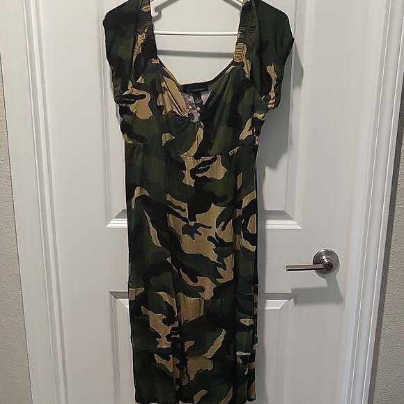 INC International Concepts Dresses & Skirts - INC International Concepts Green and Tan Midi Dress
